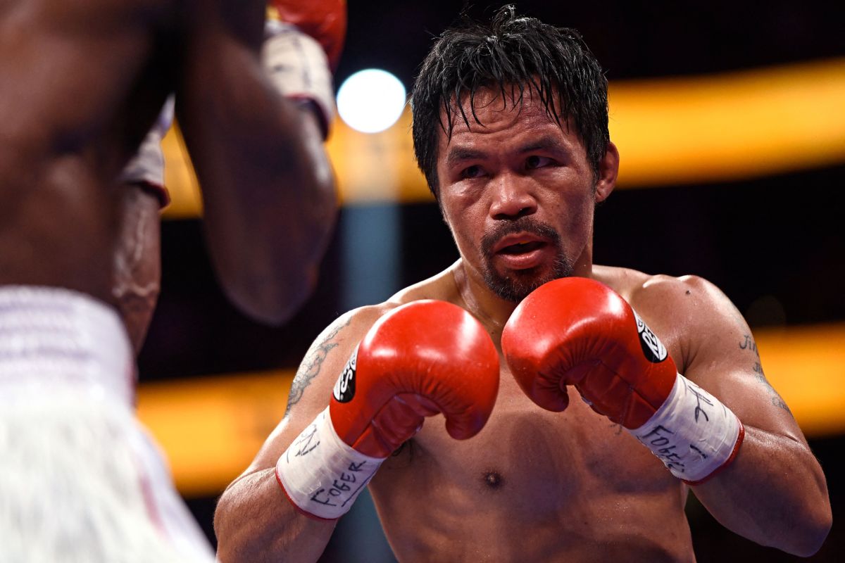 Manny Pacquiao confesó que debutó ilegalmente en el boxeo.