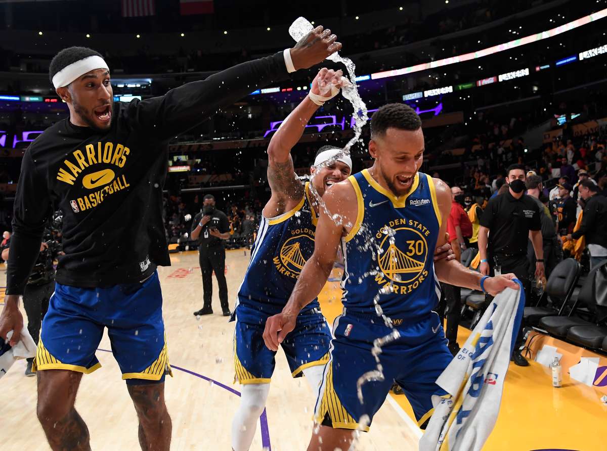 El Bonito Gesto De Una Estrella De La Nba Con Un Aficionado Tras Derramar Su Cerveza Video El Diario Ny