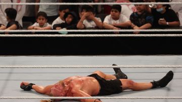 En el evento organizado por World Class Pro Wrestling se vivió un momento de tensión luego de que un árbitro resultara apuñalado.
