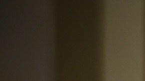 El líder de la minoría Mitch McConnell enfrenta presión de sus colegas para bloquear fondos a la Administración Biden.