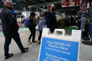 Tribunal Supremo rechaza bloquear mandato de vacunación de Nueva York