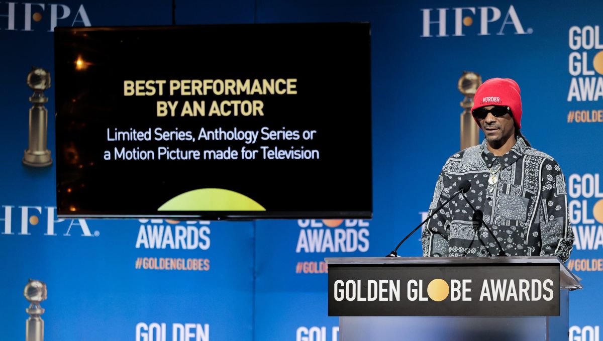 Snoop Dogg pronunció mal varios nombres al presentar a los nominados de los Golden Globes 2022.