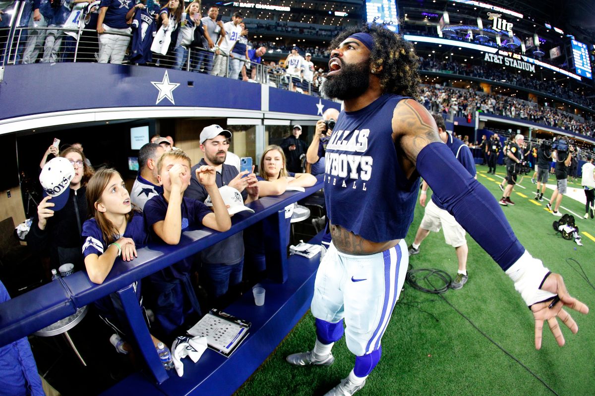 Dallas celebrates NFC East title by beating Washington in NFL