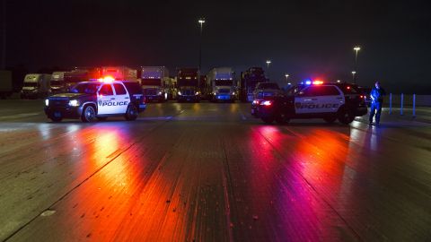 Una patrulla de Houston atropelló a un presunto criminal.