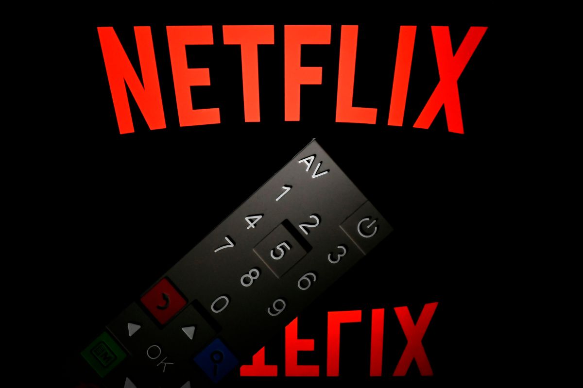 Netflix had a slowdown in subscribers that caused a significant drop in the value of its shares.