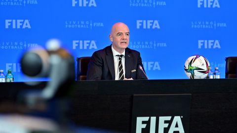 Gianni Infantino explicó la intención de hacer un Mundial bienal