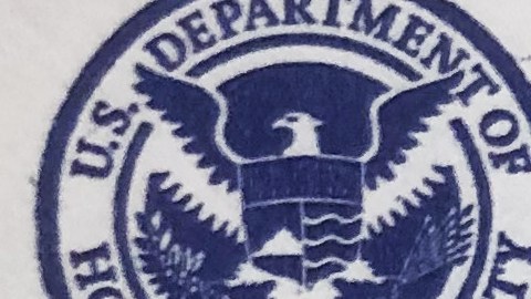 USCIS hizo un ajuste provisional en el proceso de 'green card'.