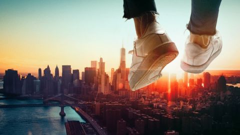 RiseNY es la nueva atracción en la ciudad de Nueva York, la cual promete explorar cada lugar importante de la Gran Manzana y desde las alturas.