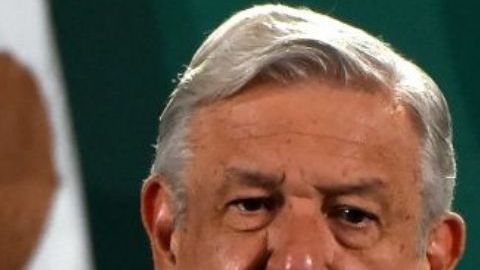 Laura Zapata llama "naco y mentiroso" a AMLO.
