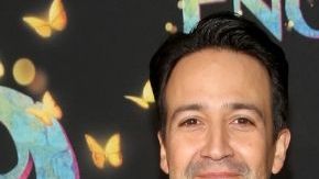 La fiesta del cine latino de Critics Choice premiará a Derbez, Rita Moreno, Lin-Manuel Miranda, entre otros.