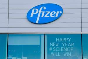 COVID: Pfizer dice que su pastilla previene la enfermedad en 89% y podría servir contra Ómicron