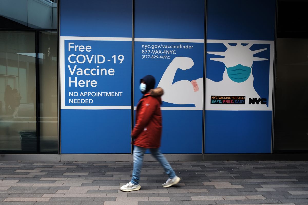 Las autoridades redoblan los esfuerzos para vacunar cada vez a más neoyorquinos.  