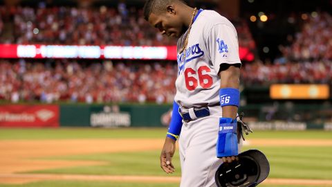 Yasiel Puig acusa a equipos de MLB de no querer firmarlo