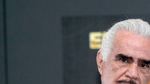 Gustavo Alvite, compadre de Vicente Fernández, considera que el famoso no murió el 12 de diciembre.