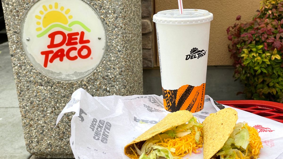 Del Taco presents a new menu with 20 products for less than 2 each
