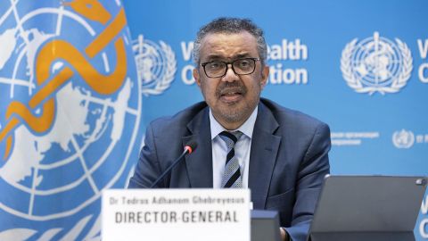 Tedros Adhanom Ghebreyesus invita a la población a reservarse fiestas navideñas.