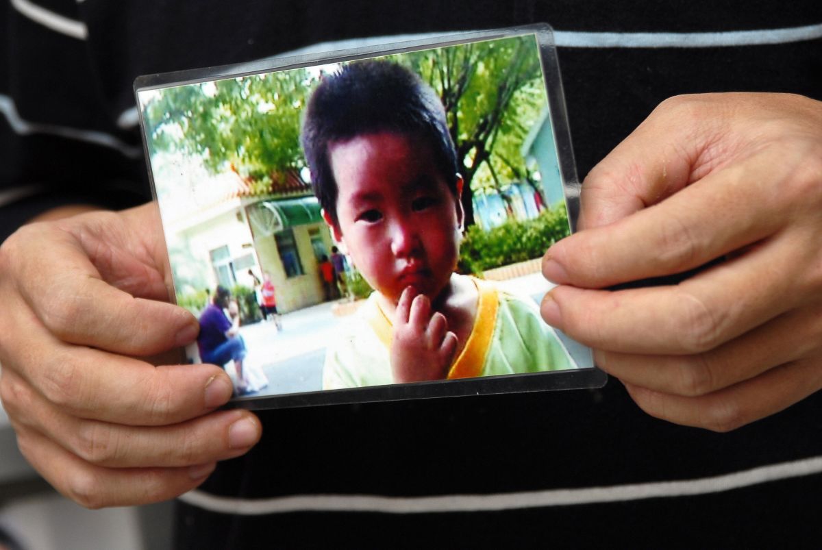 Sun Zhuo tenía 4 años cuando fue robado frente a su casa.