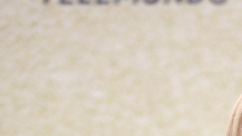 Yuri en la alfombra de los Premios Billboard de la Música Latina.