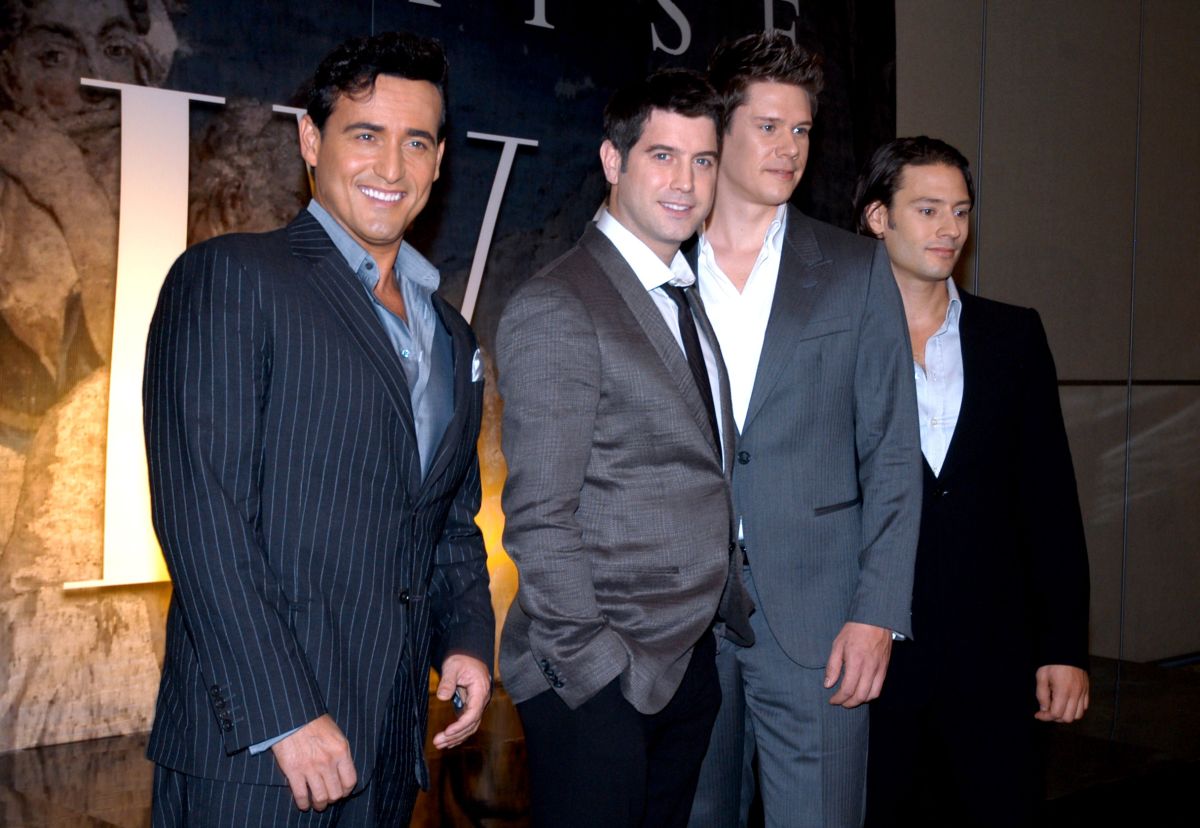 Who is the new vocalist of Il Divo?