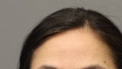 Marissa Urraro y Julie DeVuono, enfermeras detenidas.