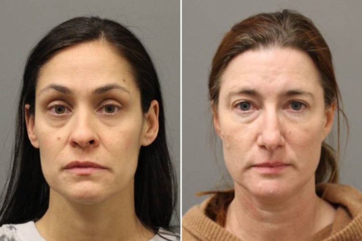 Marissa Urraro y Julie DeVuono, enfermeras detenidas.
