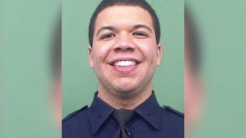 El oficial Jason Rivera apenas tenía 22 años.