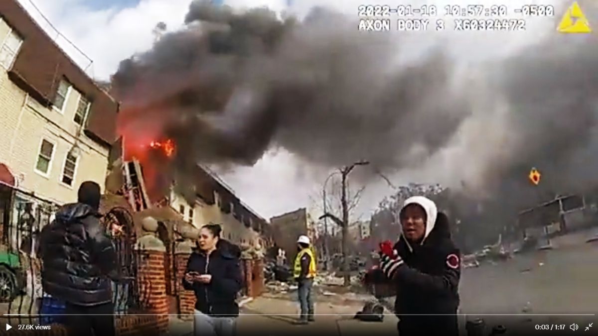 Otro dramático incendio residencial en El Bronx, NYC.