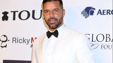 Ricky Martin se mete en la tina y revientan los comentarios en Instagram