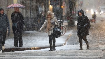 En el estado de Nueva York se esperan entre una a nueve pulgadas de nieve.