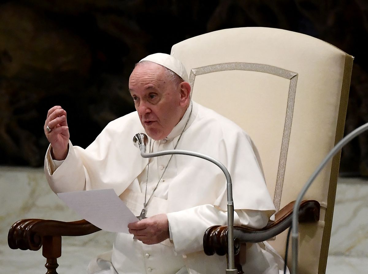 Video: Having pets instead of children takes away humanity, says Pope Francis
