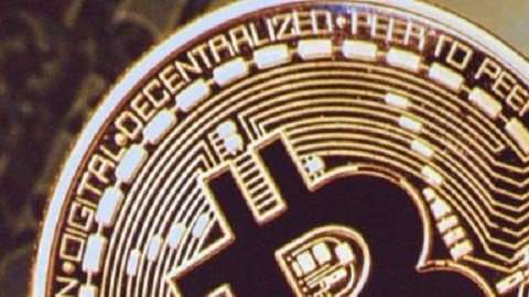 El Salvador es el primer país autorizar bitcoin como moneda regular.
