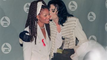 Janet Jackson junto a su hermano Michael, el aclamado "Rey del Pop".
