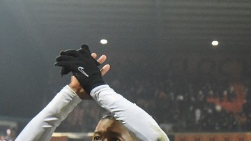 FBL-FRA-LIGUE1-LORIENT-PSG
