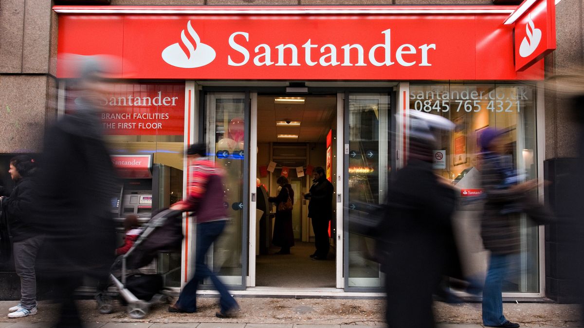 Banco Santander accidentally deposited $ 176 million in customer accounts at Christmas