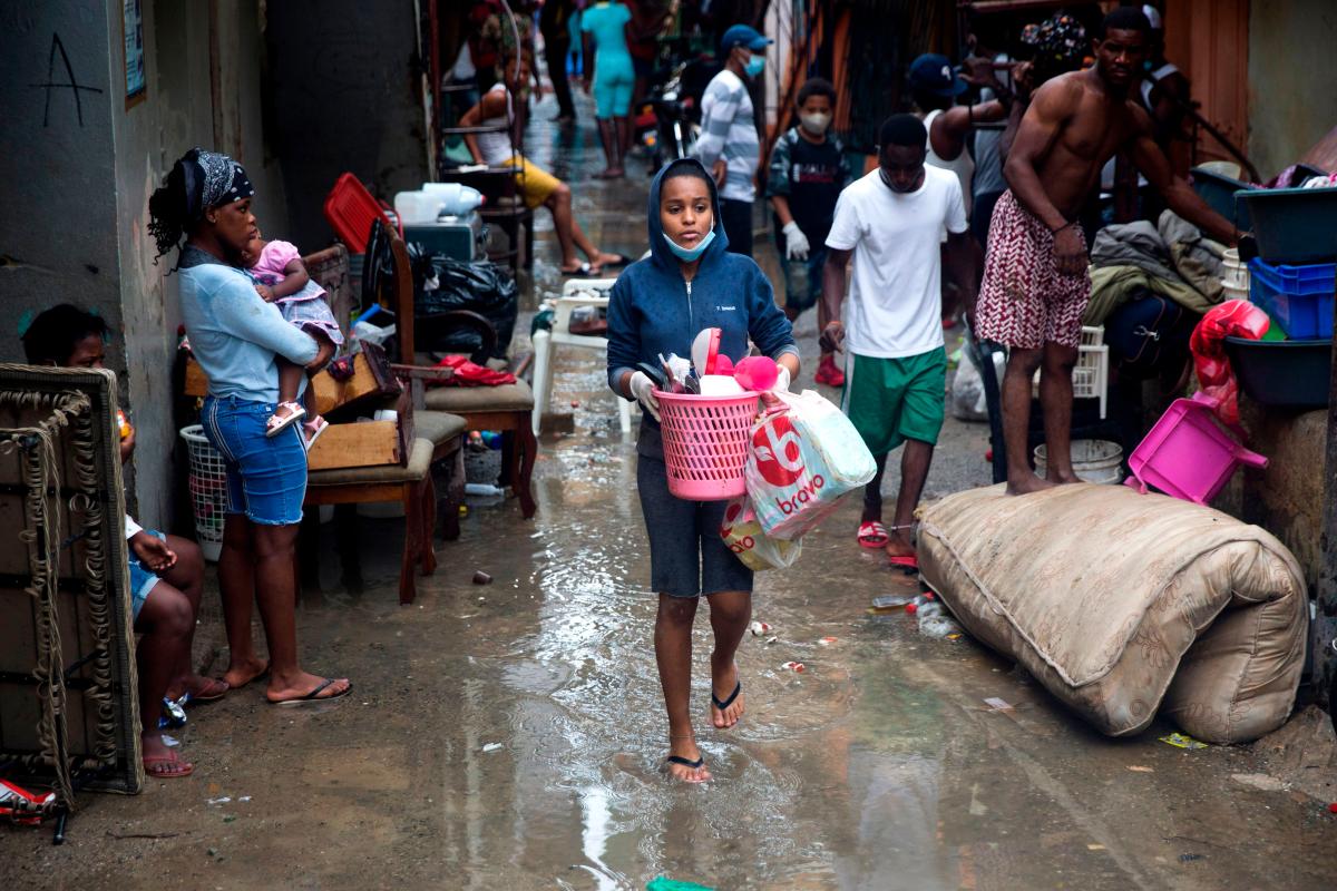 Lluvias al norte de República Dominicana dejan un muerto y 1,720  desplazados - El Diario NY