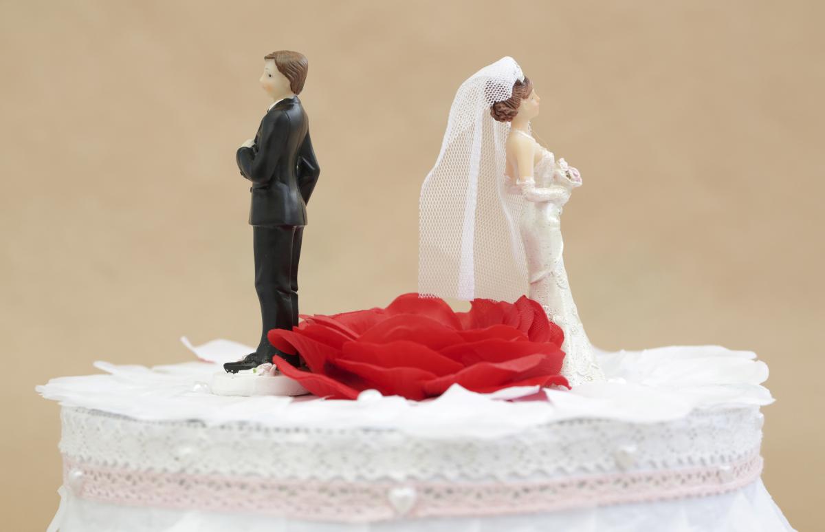 Se casan y novio pide divorcio a su pareja horas después de la boda por  canción que cantó en la fiesta - El Diario NY