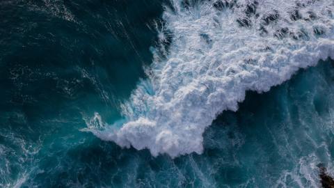 Tsunami.
