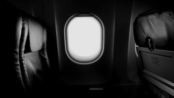 ¿Porqué las ventanas de los aviones no son cuadradas?
