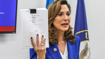 La congresista María Elvira Salazar buscará la reelección a la Cámara.