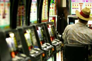 Hombre gana cerca de $230,00 en un casino de Las Vegas y se va a casa sin saberlo