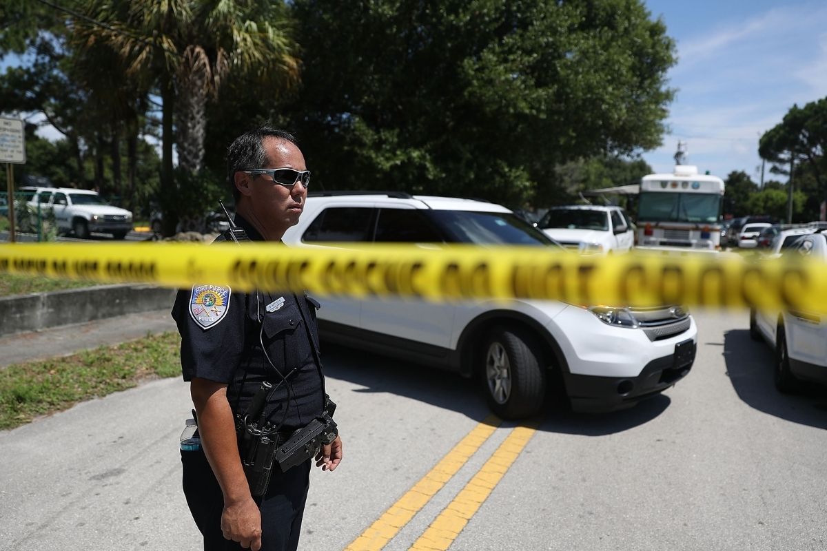 Hombre de Florida mató a tiros a sus hijos y después acabó con su vida.