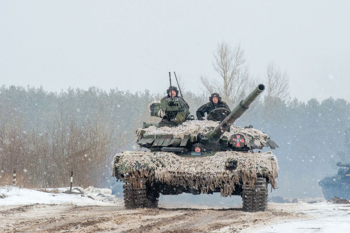 La entrada militar rusa se produjo por el distrito kievita de Obolón.