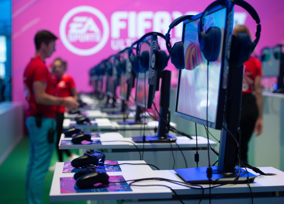FIFA 22 es el simulador de fútbol más jugado en el mundo.