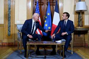 Biden y Macron analizan "esfuerzos diplomáticos y de disuasión" con Rusia