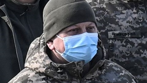 El presidente ucraniano, Volodymyr Zelensky, enviará a una comitiva a negociar con Rusia.
