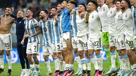 TOPSHOT-FBL-WC-2022-MATCH61-ARG-CRO