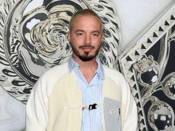 J Balvin: la salud de su mamá, Alba Mery, se ha agravado y se encuentra en la unidad de cuidados intensivos.