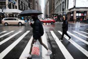Meteorológico alerta por aguanieve en Nueva York y vialidades resbalozas por hielo