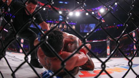 Imagen de archivo de un combate de Bellator en arena Mohegan Sun de Connecticut, donde peleó Adam Piccolotti.