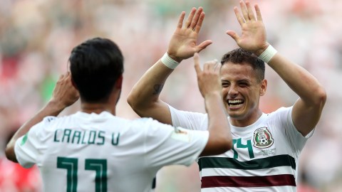chicharito hernandez y carlos vela